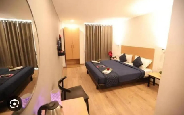 Hotel Royal Address