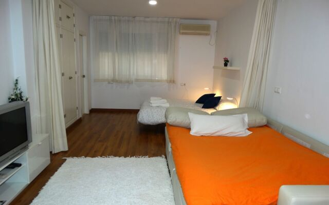 Laportilla Apartments by JITKey