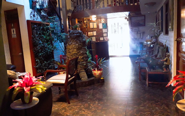 Hostal Santa Apolonia