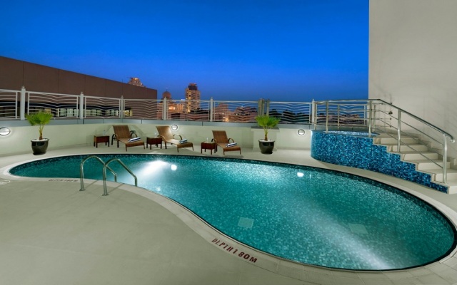 Landmark Plaza Hotel