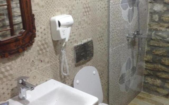 Konaku Guest house
