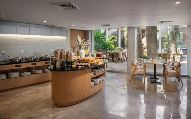 Hilton Garden Inn Cancun Airport