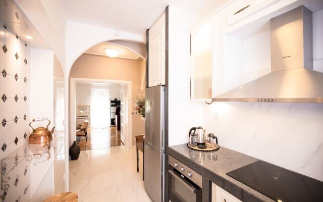 Cozy One Bedroom Apartment Klara