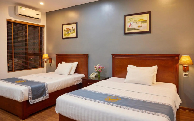 Gieng Ngoc Hotel