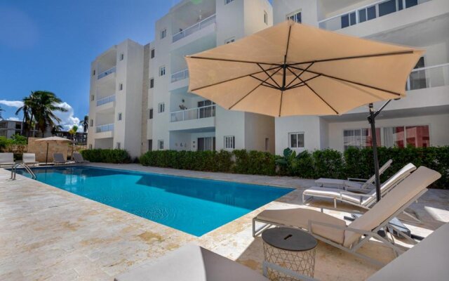 Beauty Penthouse Apartment Close to the Beach D402