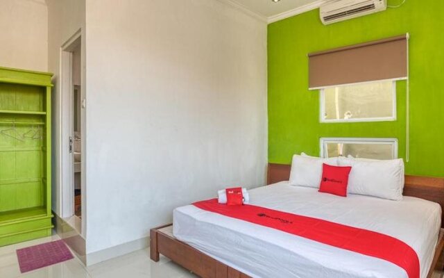 Florent Guest House