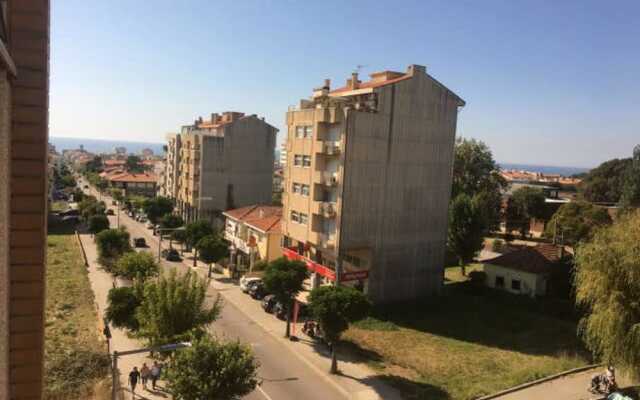 Apartment with 3 Bedrooms in Espinho, with Wonderful Sea View, Enclosed Garden And Wifi - 1 Km From the Beach