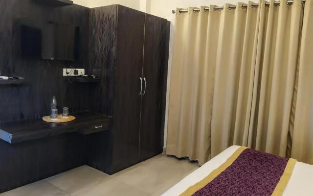 Hotel Holiday Highlight By DVM INDIA