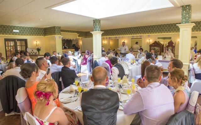 Newby Bridge Hotel