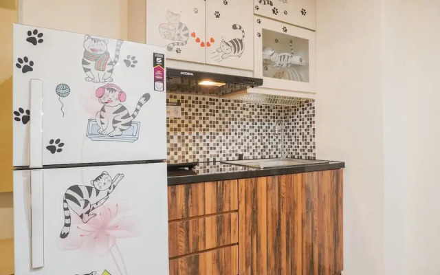 Comfort 1Br With Working Room At Meikarta Apartment