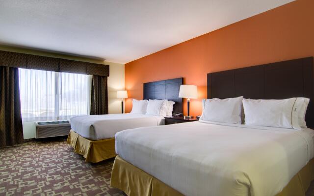 Holiday Inn Express Hotel & Stes Kansas City Sports Complex, an IHG Hotel