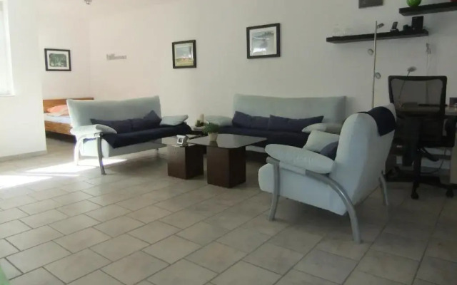 Beautiful Apartment im Zentrum von Sankt Augustin mit Netflix-Anschluss