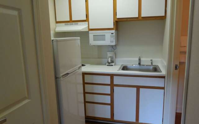 Affordable Suites Salisbury