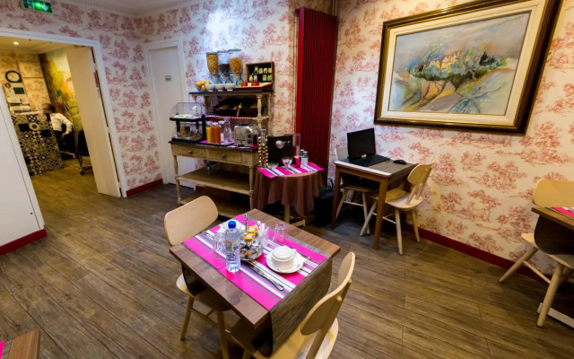 Hotel Regyn's Montmartre