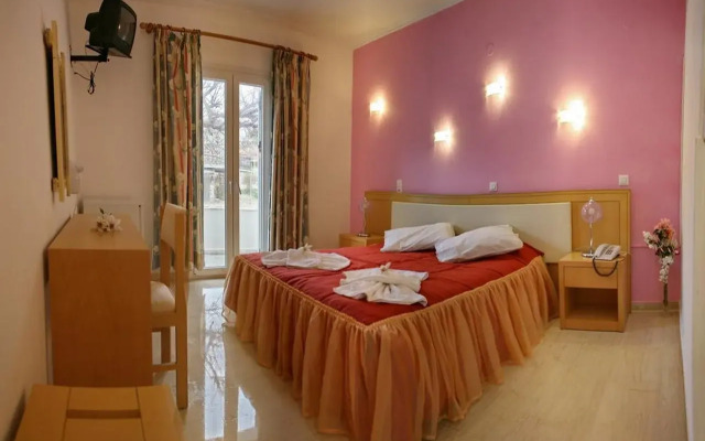 Theofilos Classic Hotel