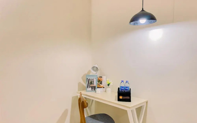 Relaxing Studio (No Kitchen) At Grand Palace Kemayoran Apartment