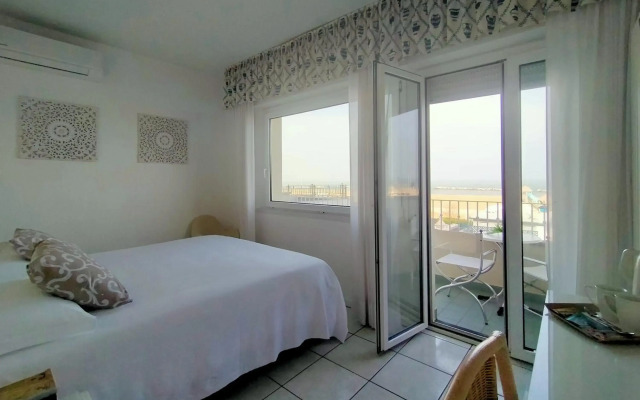Luxor Beach Boutique Hotel Cattolica