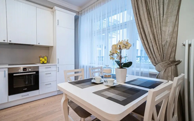 WINWINSTAY Art Nouveau Lumiere Residence