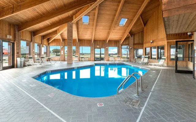 Baymont Inn and Suites Rochelle