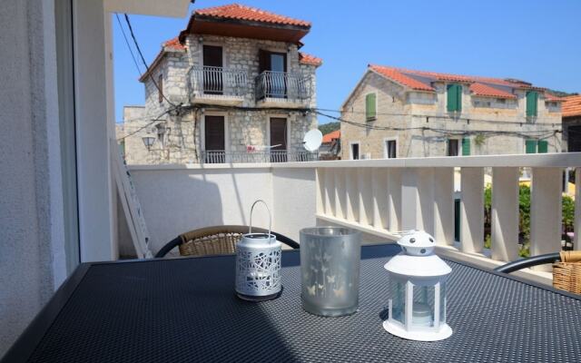 Mira 1 - Family Apartment - A Duje