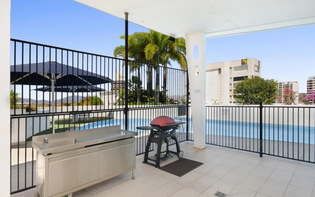 Property Vine - Dalgety Apartments