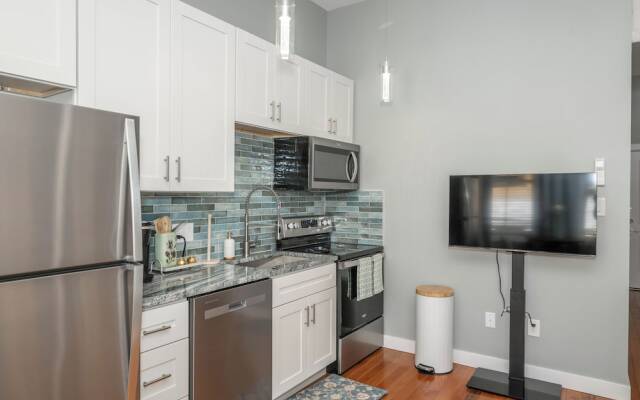 Findlay Market Suite 2