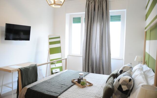 The Corner 180 Suite