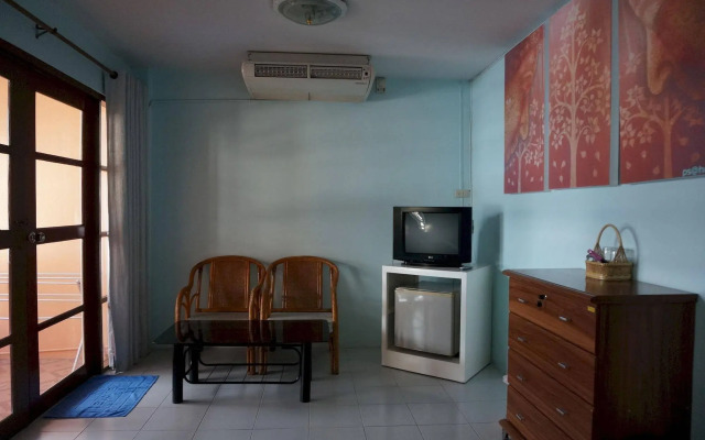 Royal Beach Guest House