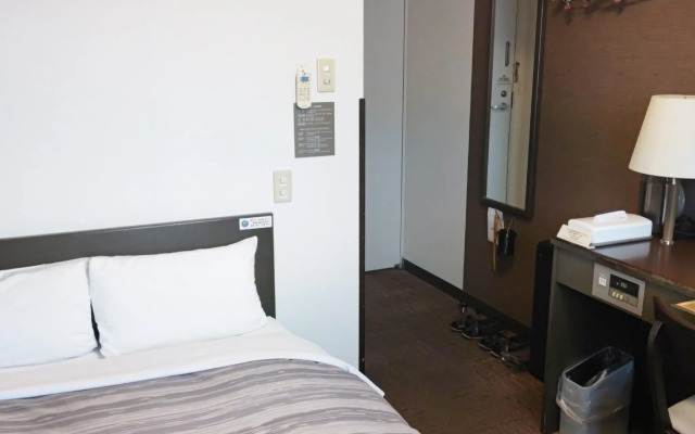 Hotel Route Inn Court Ina
