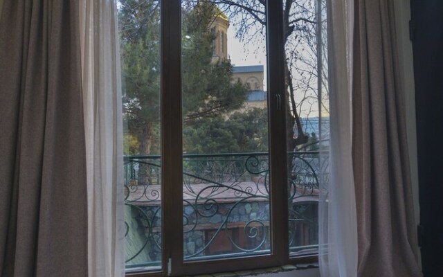 Hotisi Hotel