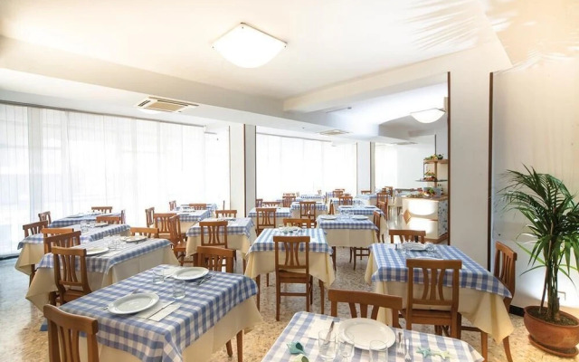 Hotel Antares