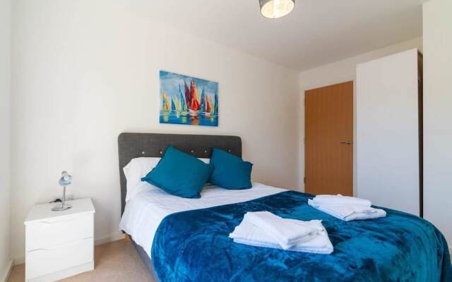 Executive City Apartment -Near Greengate