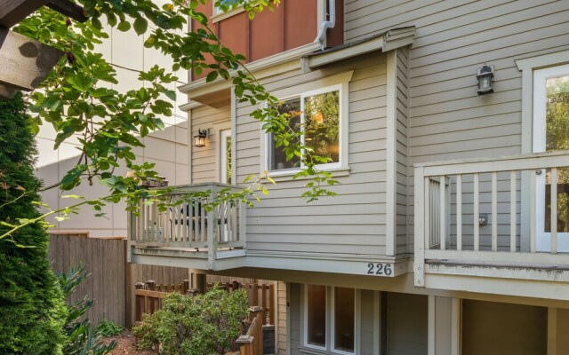 Seattle Vacation Home: Life's A Beach