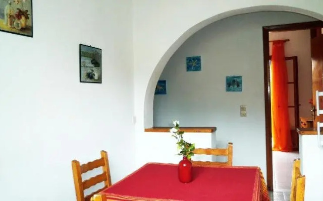 Paraskevi Apartments