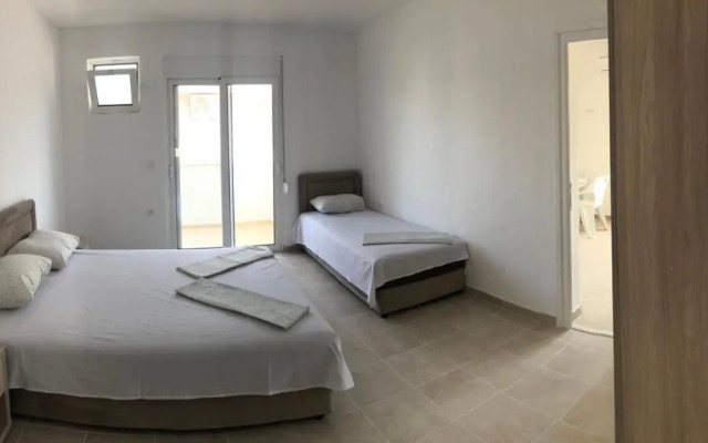 Ulcin Relax Apartments & Rooms