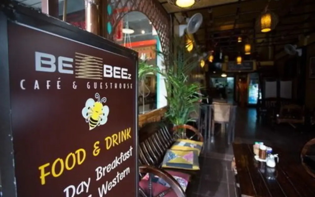 Be Beez Cafe and Guesthouse
