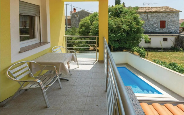Six-Bedroom Holiday home in Perci