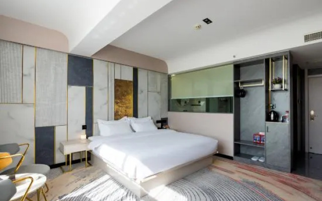 Hongsheng Hotel (Ji Center Shopping Plaza)