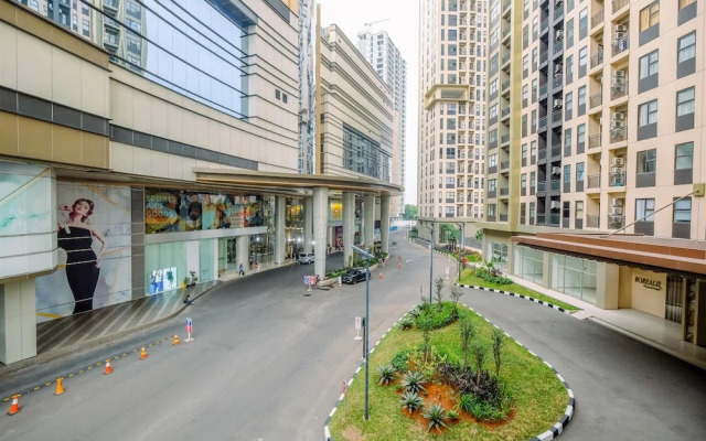 Stunning And Well Designed 2Br At Transpark Cibubur Apartment