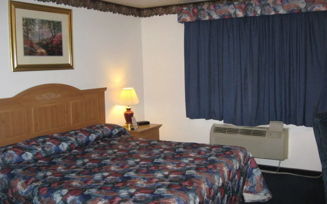 Glacier Gateway Plaza