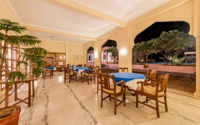 Hotel Dev Vilas