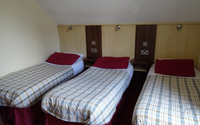 The Gatwick White House Hotel