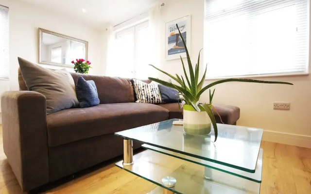 No.2 Horizon - Apartment in East Wittering Village