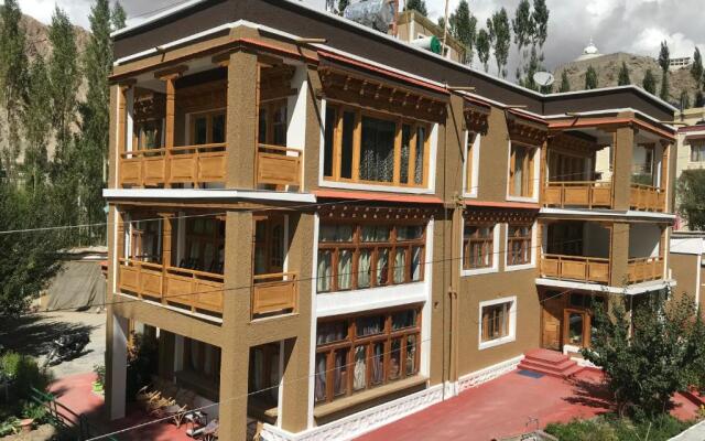 Sangto Green Guest House