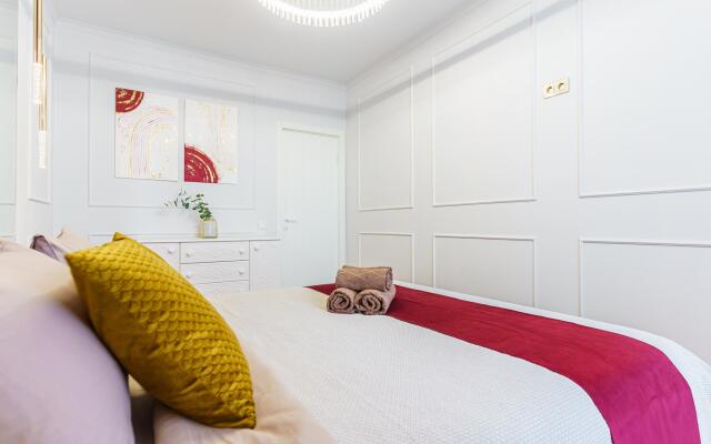 LetoApart (ЛетоАпарт) на улице Революции 1905 года 37-104