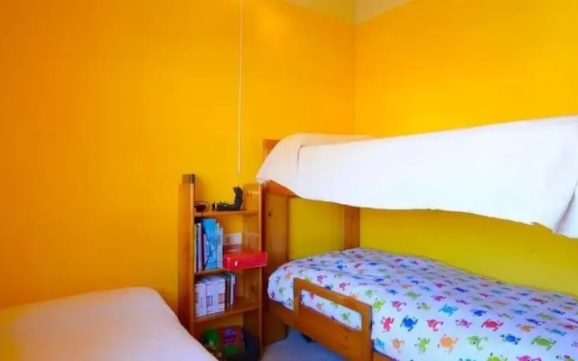 Casa con terraza cerca de las Islas Medas