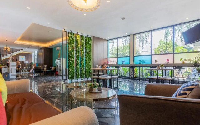 Sans Hotel Box Mansion Surabaya