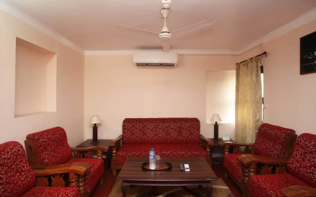 Capital O 699 Hotel Sneha