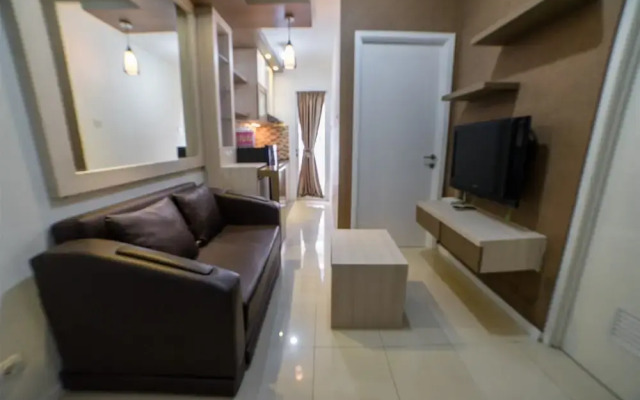 Serene & Cozy Apartment at Parahyangan Residences