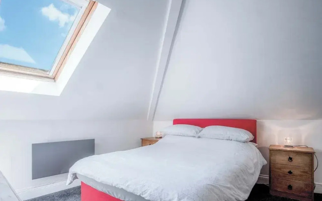 Rooftops - 1 Bedroom Apartment - Tenby